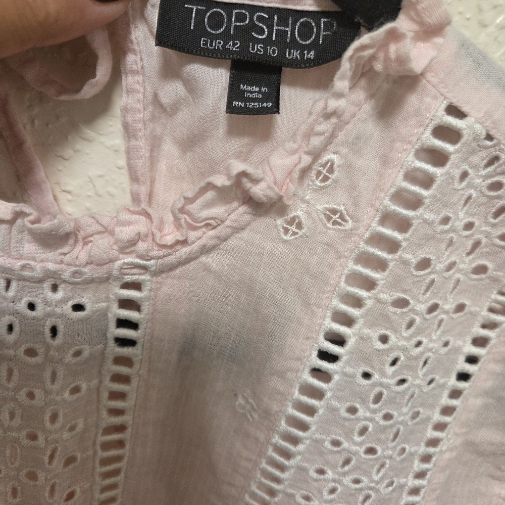 TOPSHOP pink Eyelet Blouse - Picture 6 of 6